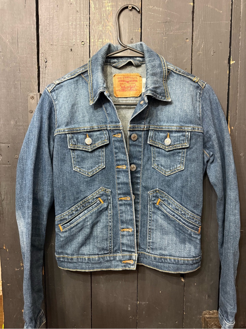 Vintage Y2K Levi's Tailored Denim Trucker Jacket - Small (2002) Dark Wash